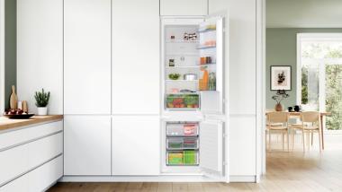Bosch KIN96NSE0 EB-Kühlkombi 