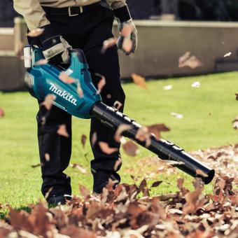 Makita Akku-Gebläse 2X18V        DUB362Z 
