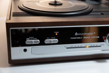Soundmaster PL186H Retro-Plattenspieler 