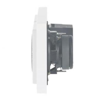 BJ Busch Radio            8220 UJ-84-101 