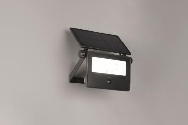Trio LED Solar WL              R22109132 