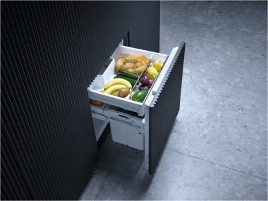 Miele K 7731 E EB-Kühlschrank 