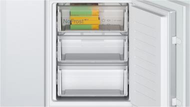 Bosch KIN 86 VSE 0 EB-Kühlkombi 