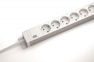 Bachmann 19" 1,5HE 8xSchuko weiß 333.001 