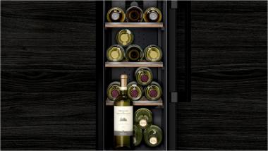 Siemens KU20WVHF0 sw EB-Weinlagerschrank 