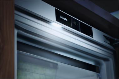 Miele FNUS7140C EB-Gefrierschrank 