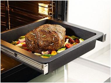 Miele HUB5000-M Gourmet-Bräter 