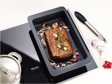 Miele HUB5001-M Gourmet-Bräter 