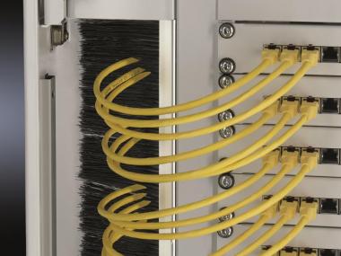 Rittal Bürstenleiste 1=4      DK 7827544 