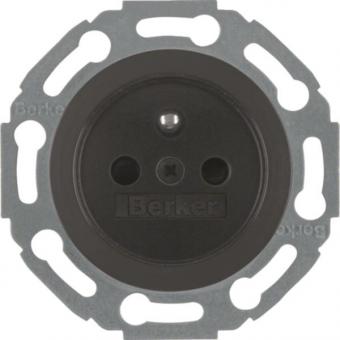 Berker Steckdose m.Schutz-      67687901 