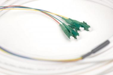 Assmann FTTH Drop Kabel    DK-3904LCA-50 