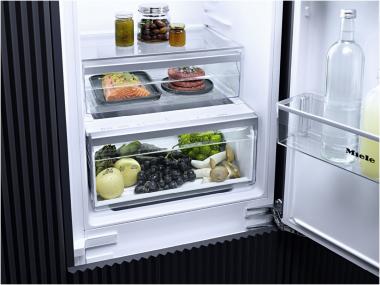 Miele KDN 7724 E EB-Kühlkombi 