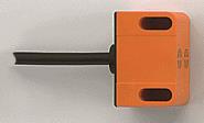IFM Induktiver Sensor AC/DC 2 x   IN0100 