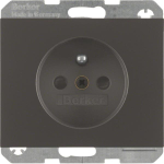 Berker Steckdose m.Schutz-    6765757006 