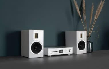 Sonoro Orchestra ws Regal-Lautsprecher 