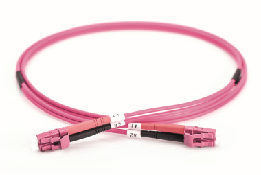 LWL Patchkabel OM4          DK-2533-07-4 