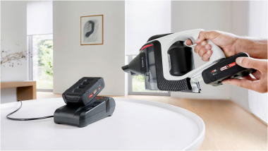 Bosch BHZUC18N Schnellladegerät (A) 