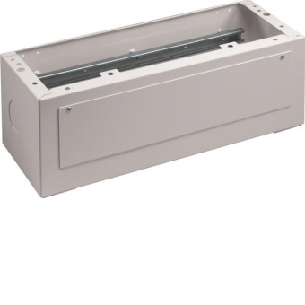 Hager Sockel univers 200x550x205  FZ622N 