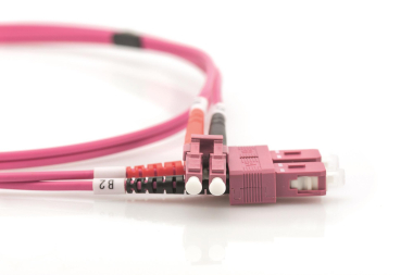 LWL Patchkabel OM4          DK-2532-03-4 