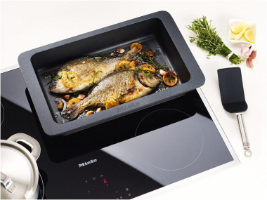 Miele HUB5000-M Gourmet-Bräter 