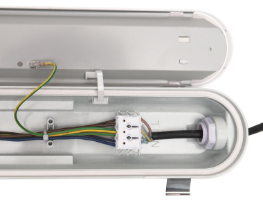 RED FR-Leuchte SPLIXX 2.0 PC IP65 1500mm 