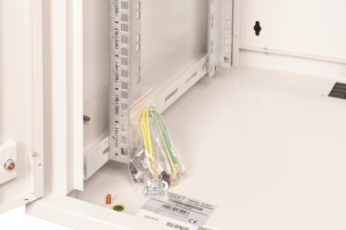 Assmann DN-1916U-6/6       DN-19 16U-6/6 