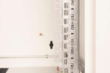 Assmann DN-1912-U 12HE        DN-19 12-U 