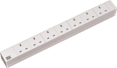 Bachmann 19" 1HE 7xUK Strom 2m   333.804 
