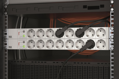 Bachmann 19" 1HE 8xSchuko mit 333.404 