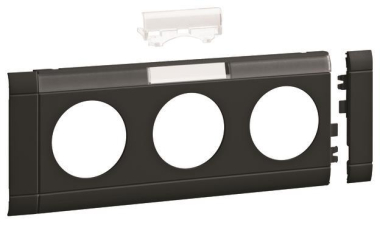 Hager Blende 3fach Steckdose GB080319011 