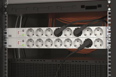 Bachmann 19" 1HE 8xSchuko mit 333.404 