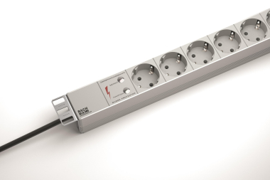 Bachmann 19" 1HE 8xSchuko mit 333.404 