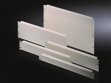 RITT 19"-Blindpanel 3HE 1=2    DK7153035 