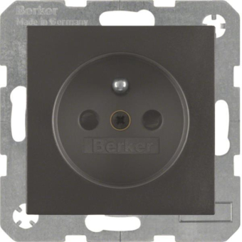 Berker Steckdose m.Schutz-    6765761606 