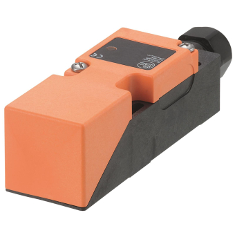 IFM Näherungsschalter induktiv    IM5020 