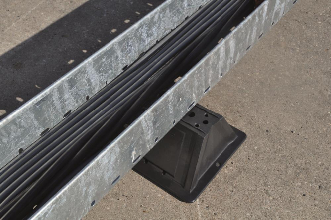 0782856915683 - ERICO PYRAMID Tool-Free Caddy PTF6P Cable Tray Support Kit 360518 (Inhalt 20 Stück)