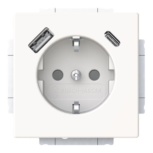 4011395329375 - Schutzkontaktsteckdose mit USB Typ A und USB Typ C